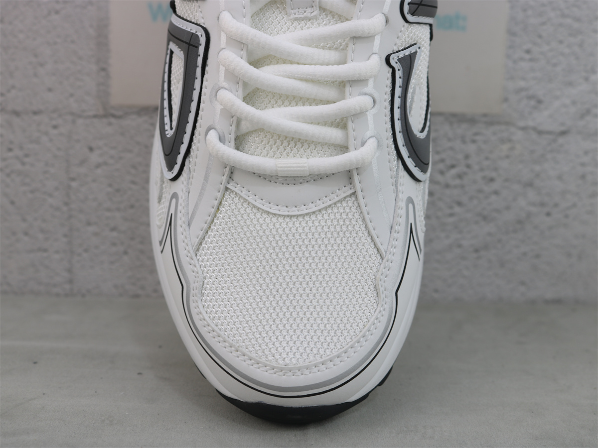 Dior B30 SNEAKER White Mesh and Technical Fabric